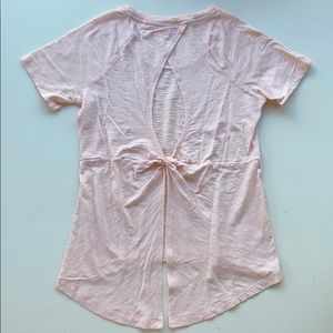 CALIA Carrie underwood Keyhole-back workout tee size XS